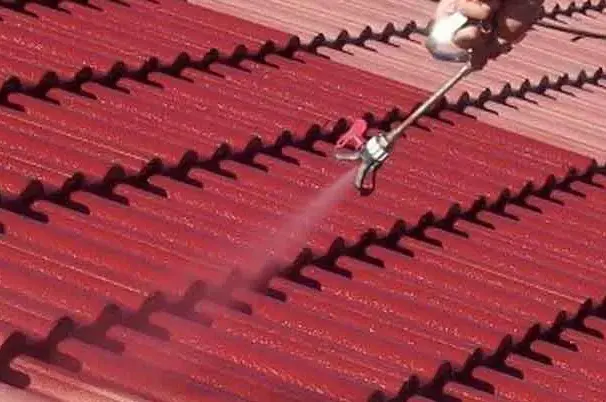 hydrofugation colorée de la toiture